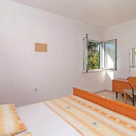 3 Bedroom Cozy Home In Supetar Buitenkant foto